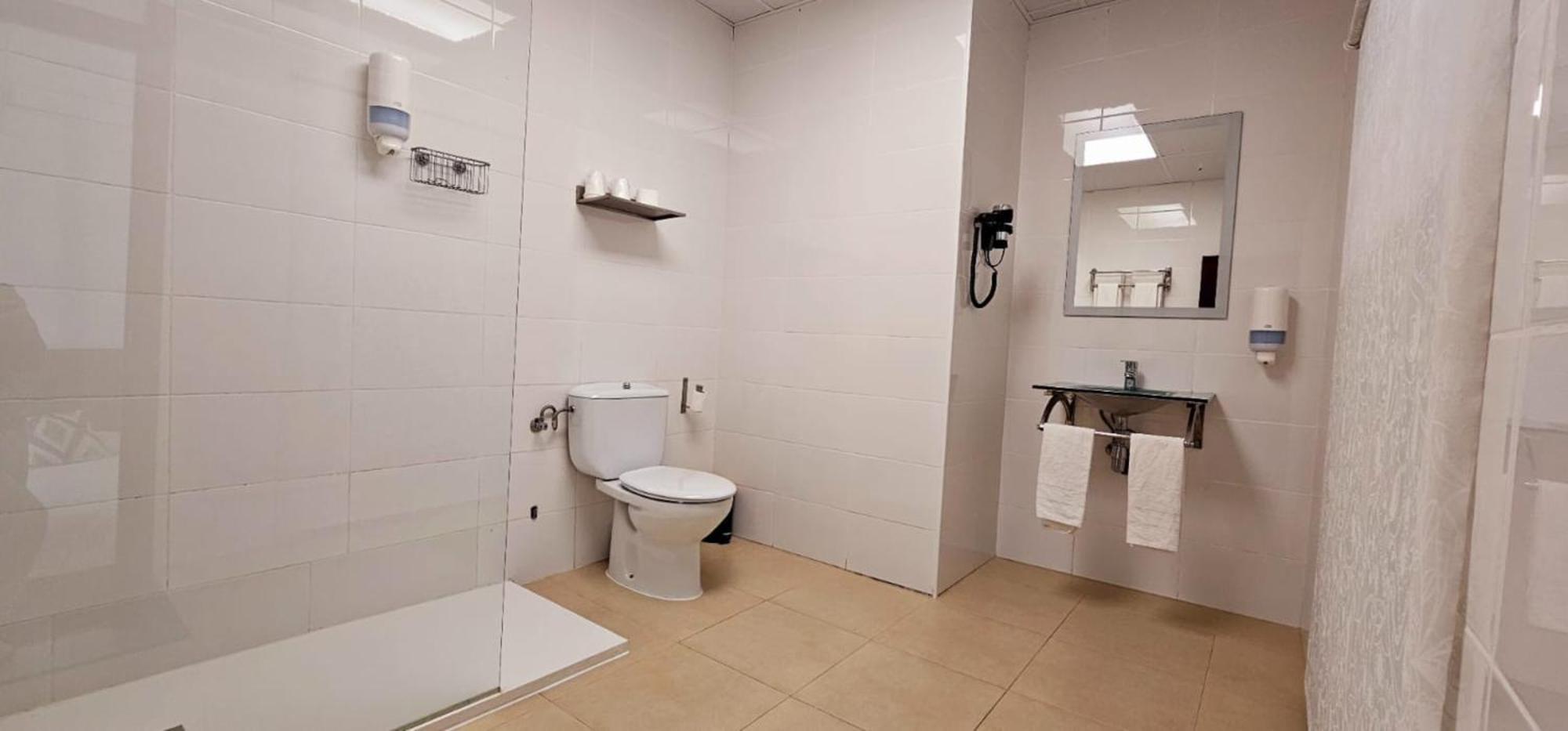 Hotel Artxanda Bilbao, Parking Gratuito En El Exterior Junto Al Hotel (Adults Only) المظهر الخارجي الصورة